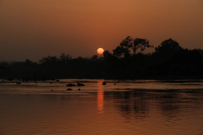 Gambia Fluss mit Sonnenuntergang
